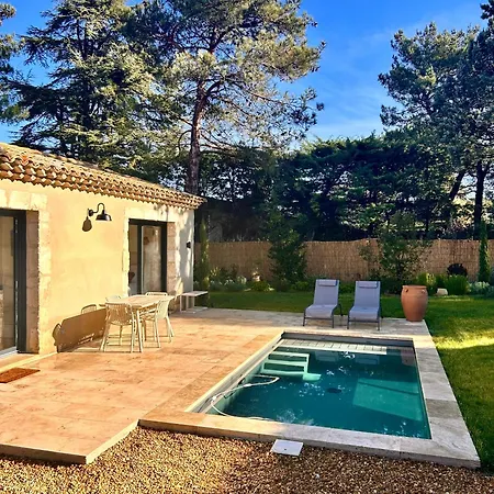 Holiday home Mazet Leajo 2 Eygalieres (Bouches-du-Rhone)